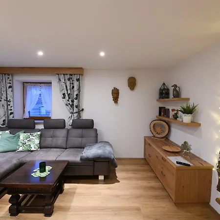 Holzschnitzers Apartment